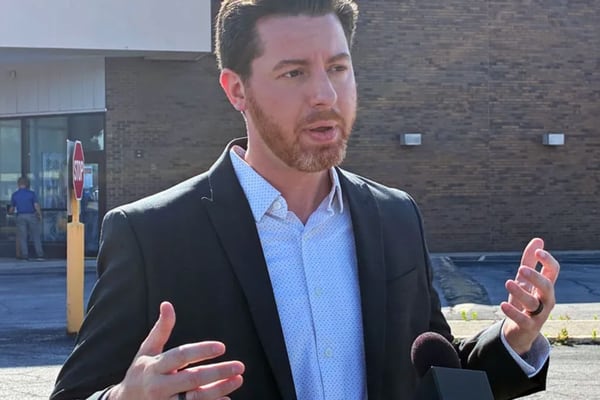 Former Republican strategist Collin Corbett files to run for governor as independent