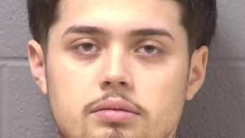 Prosecutors seek to keep Crest Hill teen in jail in Joliet shooting case