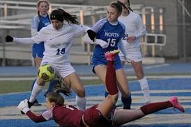 Girls soccer notes: Wheaton North enjoys memorable weekend at Tournament of Champions in Iowa