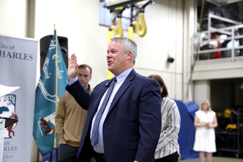 St. Charles Mayor Clint Hull is sworn in surrounded by his family on Monday, May 5, 2025 at the St. Charles Fire Department.