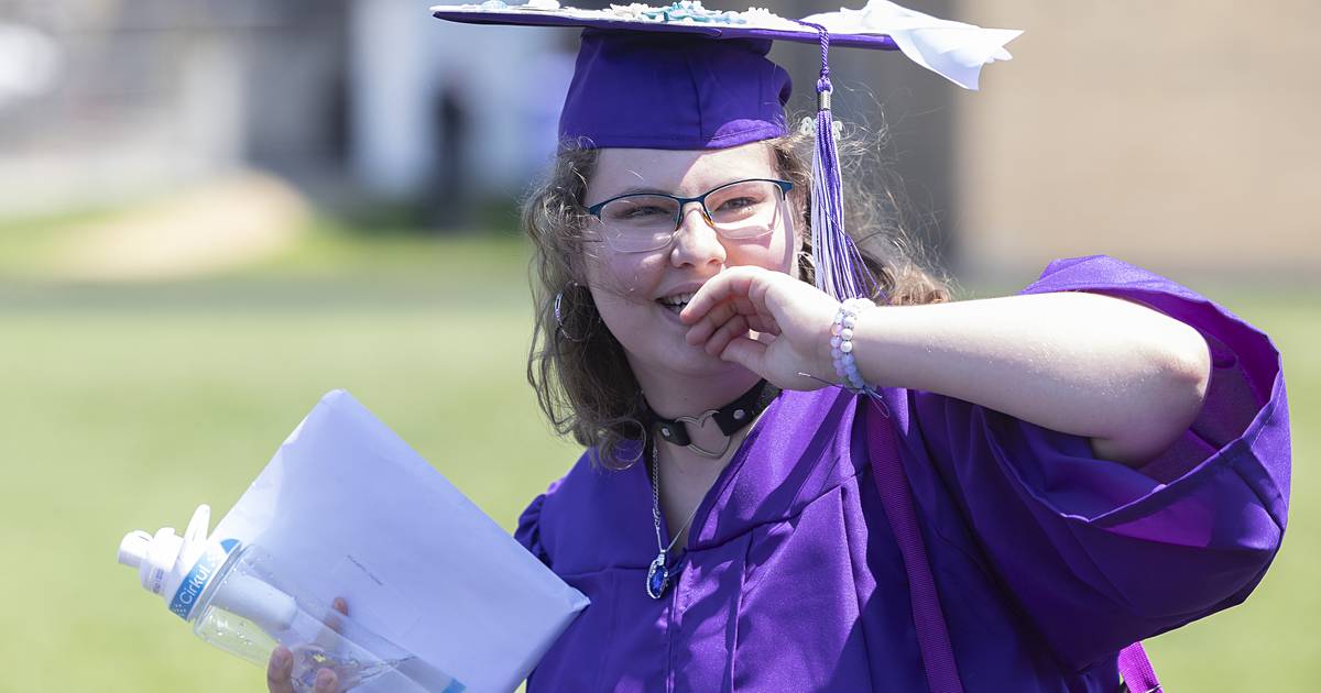 Photos: Dixon High School Class of 2026 commencement