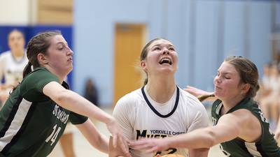 St. Edward starts strong in sectional semifinal win over Yorkville Christian