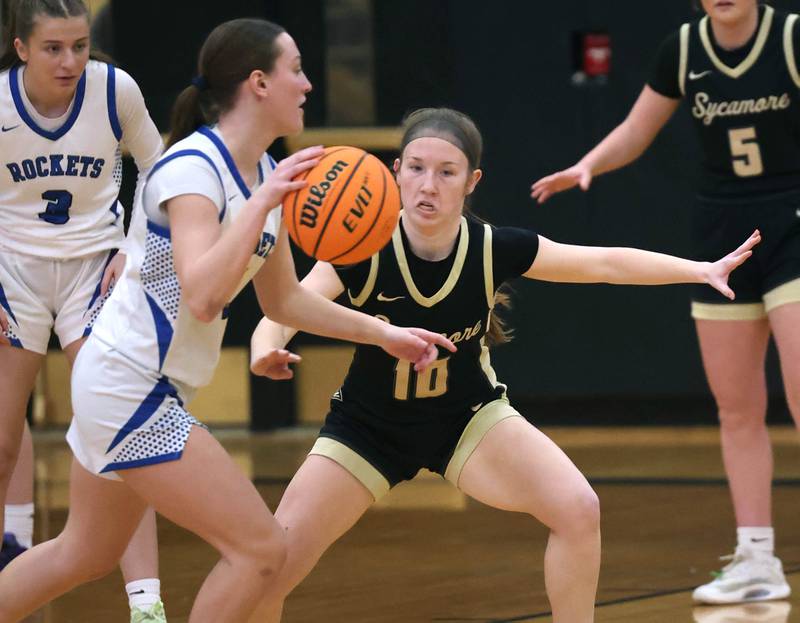 Sycamore's Cortni Kruizenga plays defense against Burlington Central's Audrey Lafleur Thursday, Feb. 19, 2026, during their Class 3A regional championship game at Sycamore High School.