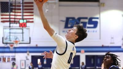Suburban Life boys basketball notebook: Sean Day, back at point guard, helps lead surging Downers Grove South