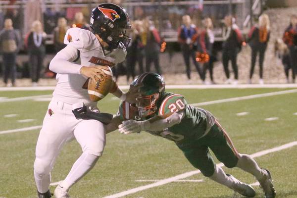 La Salle-Peru falls to 0-2 with loss to state-ranked Metamora