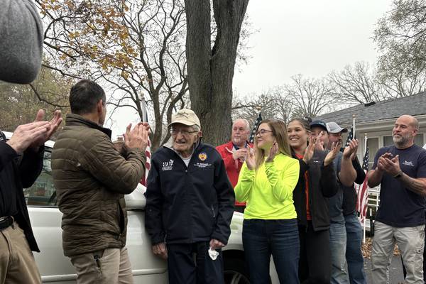 WWII hero, D-Day pilot celebrates 106th birthday with gift of newly renovated home