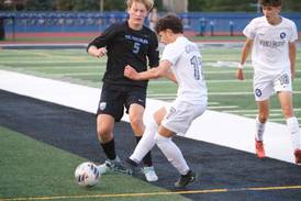 Photos: Geneva vs. St. Charles North soccer