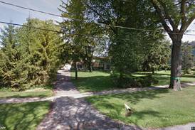 Downers Grove: Four-bedroom home goes for $980,000
