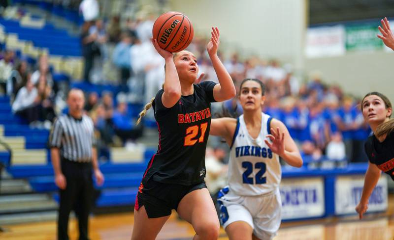 Batavia’s Kylee Gehrt (21) shoots the ball in the post against Geneva during a basketball game at Geneva High School on Friday, Dec 15, 2023.