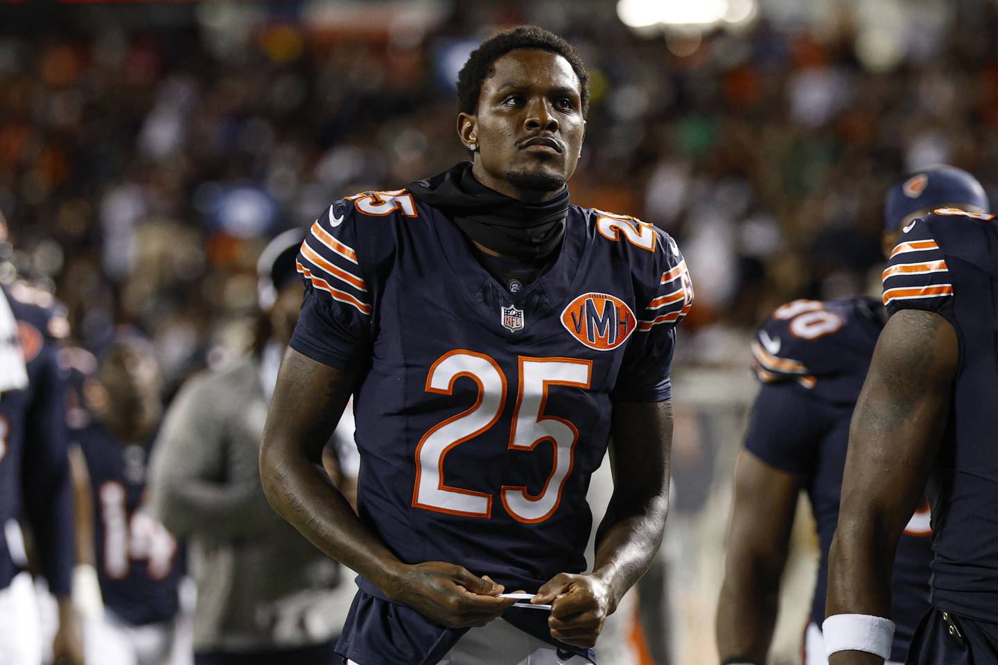 Chicago Bears cornerback Nahshon Wright (25) walks off the field after the first half of an NFL preseason football game against the Buffalo Bills, Sunday, Aug. 17, 2025, in Chicago. (AP Photo/Kamil Krzaczynski)