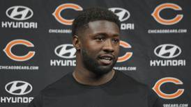 Chicago Bears training camp notes: Even after clearing physical, Roquan Smith sits out practice 