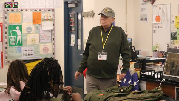 Photos: Veterans visit Clinton Rosette Middle School students in DeKalb