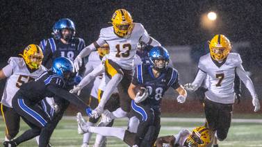 St. Charles North flips momentum in second half, comes back to down Carmel in Class 7A second round matchup
