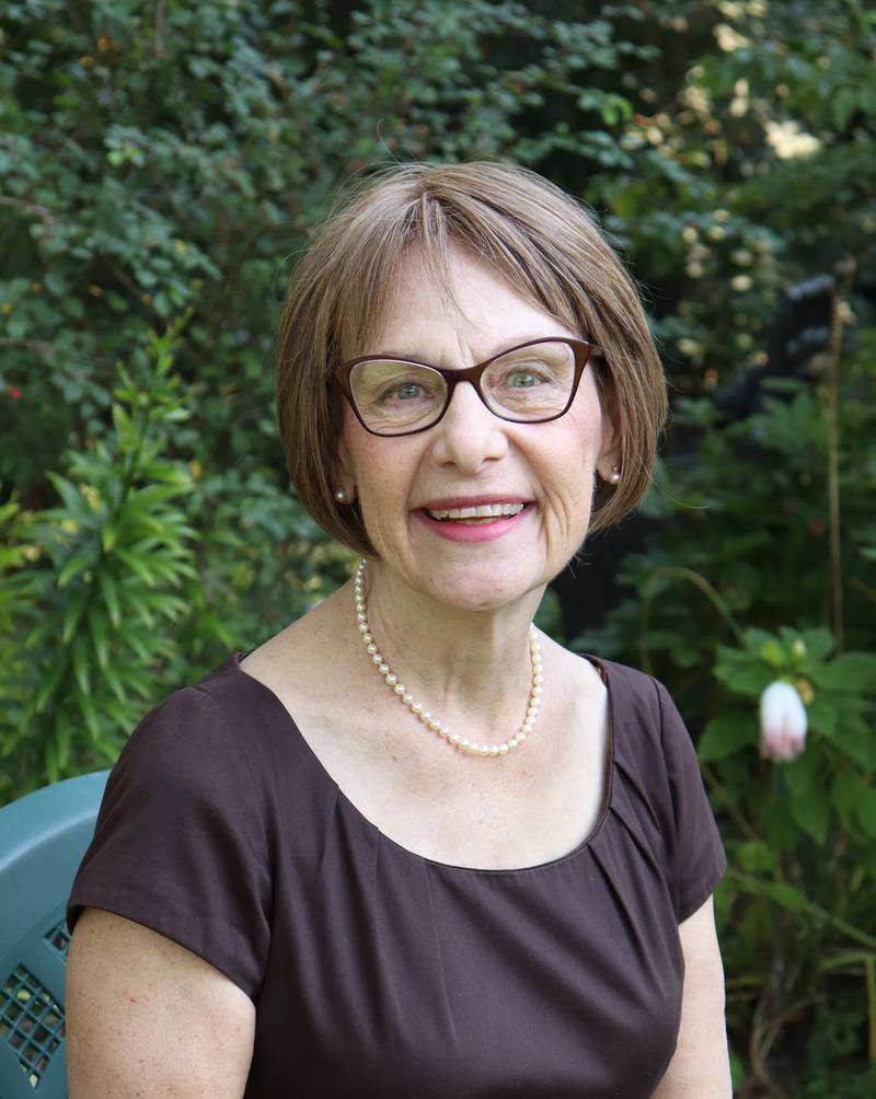 Linda Robertson