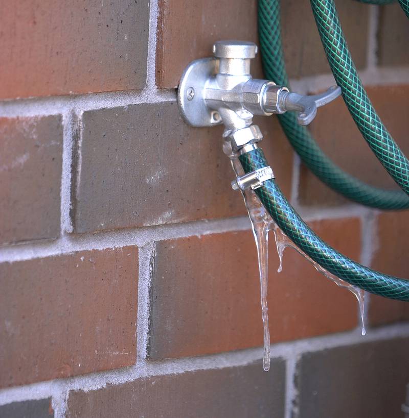 Grasser's Heating & Plumbing - The Importance of Winterizing Outdoor Hose Bibs Before Winter