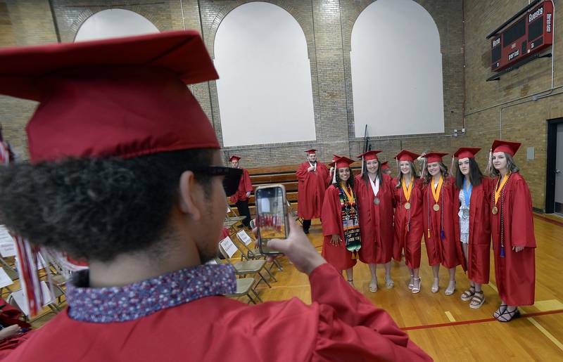 Making the memories last with a photo as the graduating class of 2022 at Streator High School gathers for the last time Sunday, May 22, 2022.
