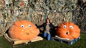 Giant pumpkins return to Autumn on Parade festival in Oregon