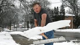 Sycamore residents should remember to remove snow on their own sidewalks, city says 