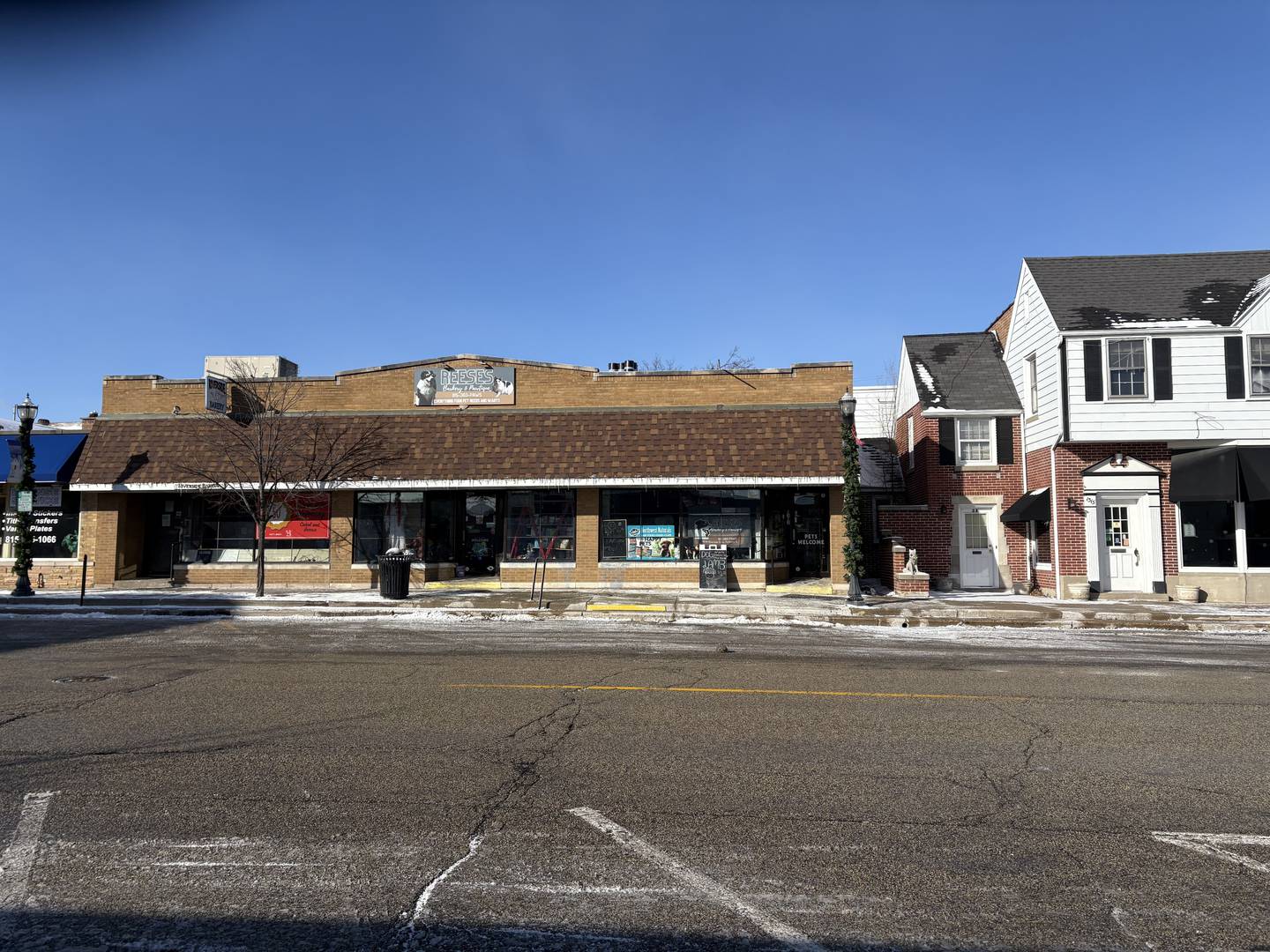 Riverside Bake Shop and Reeses Barkery and Pawtique in McHenry pictured Jan. 19, 2026.