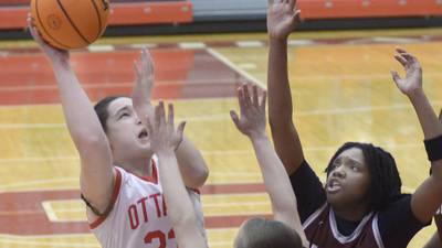 Ottawa battles back twice late but falls to Moline