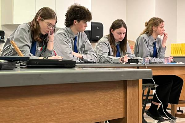 Princeton High School scholastic bowl places ninth at NAQT State Tournament