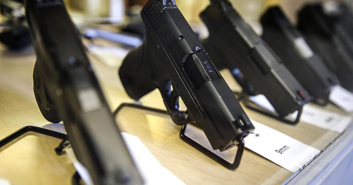 Joliet Plan Commisson approves gun shop zoning Shaw Local