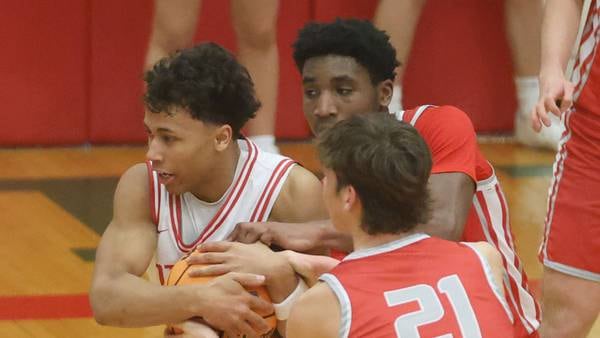 Photo: Ottawa boys basketball defeats Streator in the Class 3A Regional semifinals