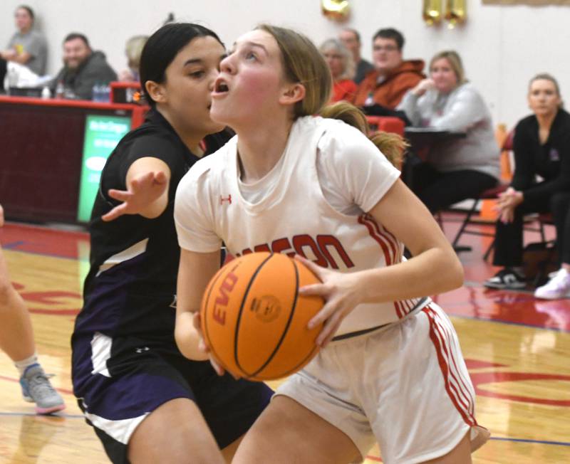 Oregon's Addison Rufer makes a move to the basket during a Saturday, Jan. 24, 2026 game with Rockford Lutheran at the Blackhawk Center in Oregon.