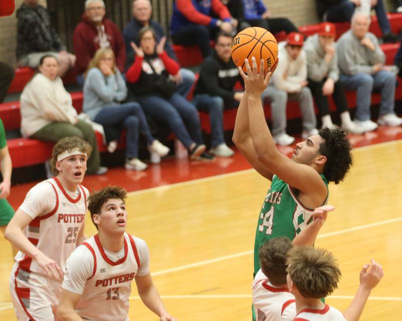 L-P's Marion Persich eyes the hoop against Morton during the Class 3A Sectional semifinal game on Tuesday, March 3, 2026 in Kingman Gymnasium at Ottawa High School.