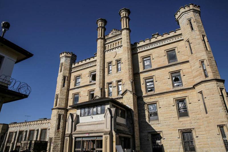 A new lighting system would highlight the administration building at the Old Joliet Prison.