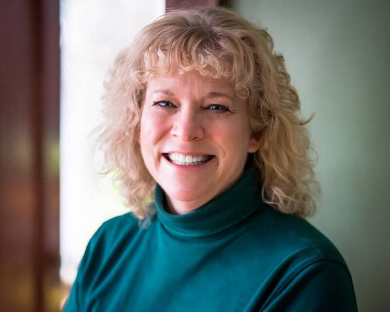 McHenry County College District 528 Board of Trustees election candidate Suzanne Hoban