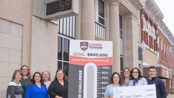 The First National Bank in Amboy donates $15,000 to SVCC Clippers Impact Challenge