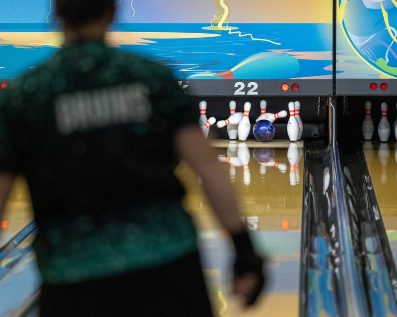 Maddy Fabish's ball strikes pins at the L-P Cavalier Classic on Saturday, December 20, 2025 at Super Bowl in Peru.