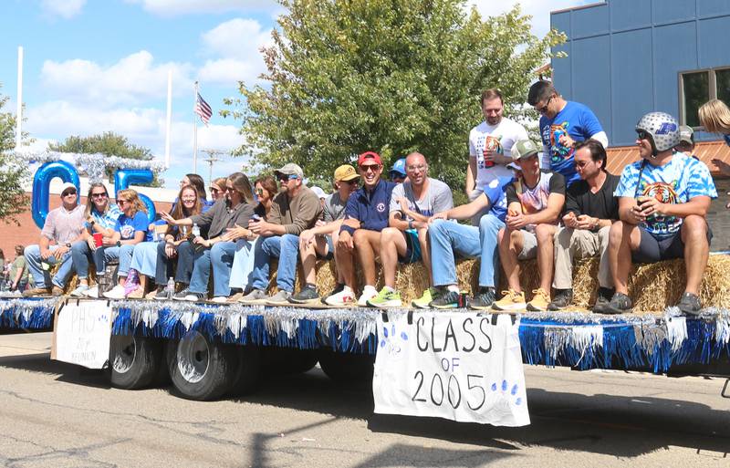 The Princeton High School class of 2005 rides on a float during the 54th annual Homestead Festival parade on Saturday, Sept. 6, 2025 in Princeton.