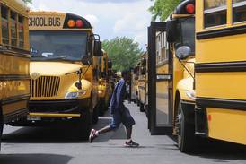 Mendota board discusses school bus safety cameras