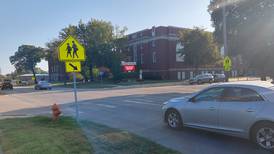 Streator to buy 2 electronic radar signs for high school crossing, splitting cost with high school board 