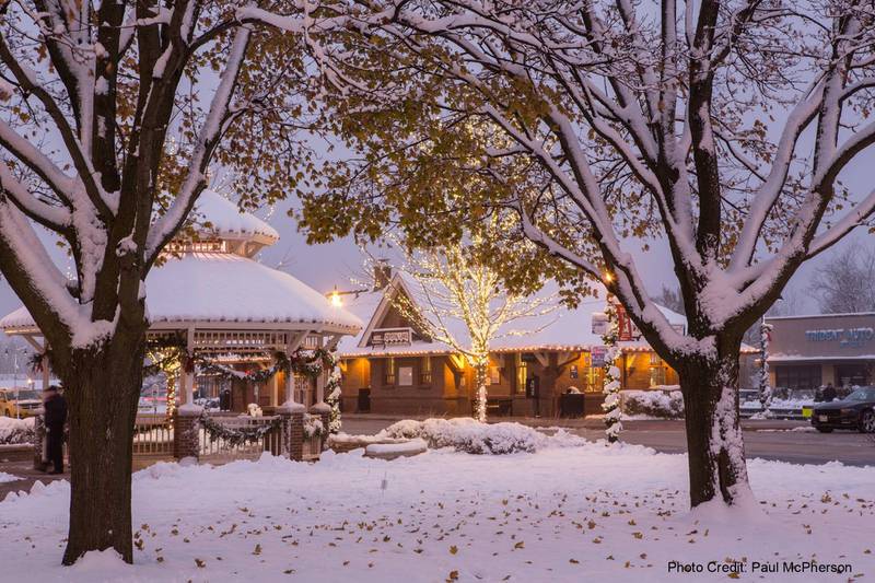 Downtown Crystal Lake - Downtown Crystal Lake Offers Terrific Events in November!