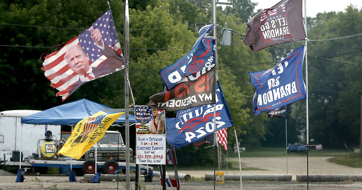 Hebron says sales tax avoiders not proTrump vendors are target of