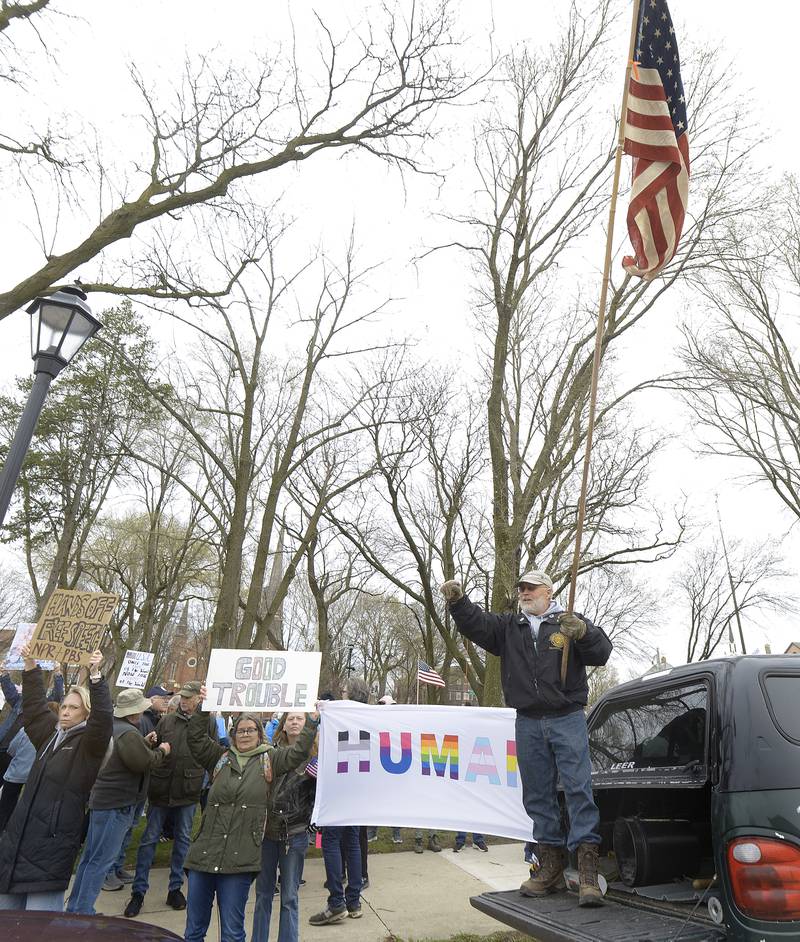 Members of Illinois Valley Indivisible participated in a Hands Off! march Saturday at Washington Square in Ottawa.  An estimated 200 voiced their concerns about Social Security, Medicare, Medicaid and veterans benefits along LaSalle St. Similar protests took place through out the country as well.