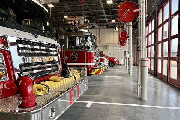 Some Sycamore residents speak out on fire chief controversy at City Council meeting