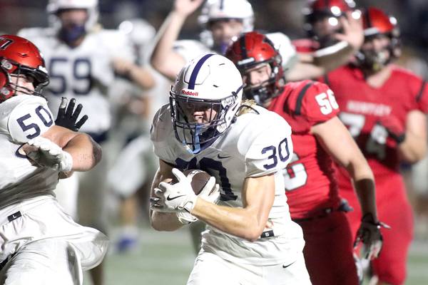 2025 IHSA playoff outlook for Week 8: What do McHenry County teams need to do to make the field of 256?