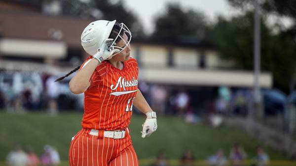 Photos: Milledgeville claws back but comes up shorrt