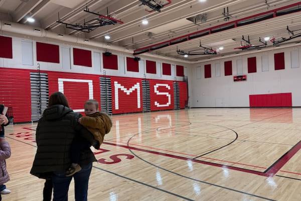 District 58 shows off renovations at O’Neill Middle School open house