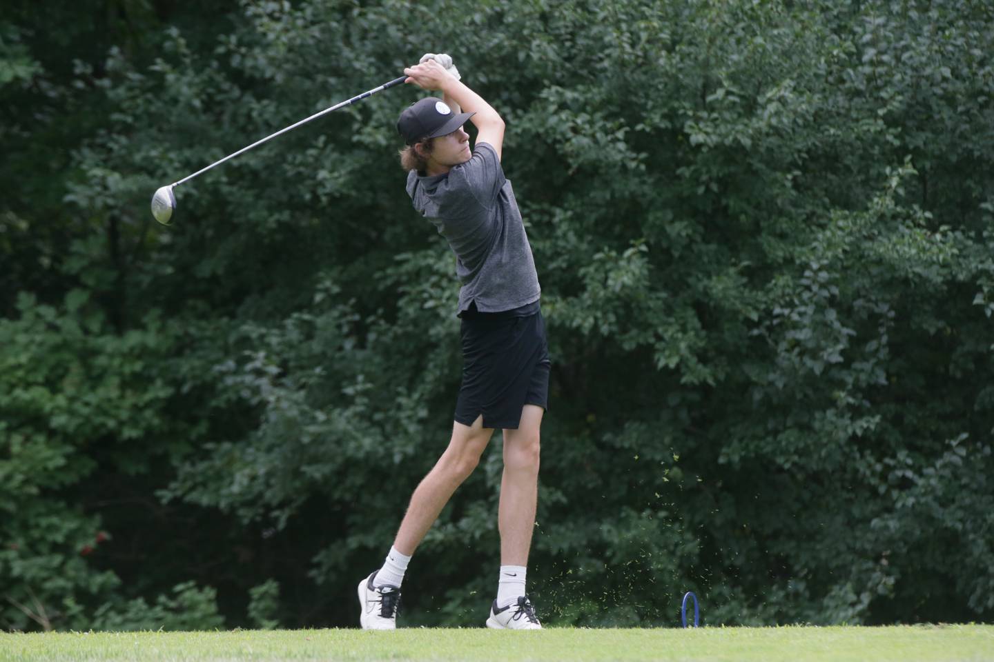 Serena's Hunter Staton golfs during the L-P Cavalier Golf Invitational on Thursday, Aug. 18, 2022 at Seneca's Oak Ridge Golf Course in La Salle.