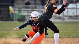 Photos: Wheaton Warrenville South vs. Oswego softball