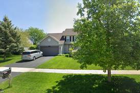 Sale closed in Oswego: $390,000 for a single-family home