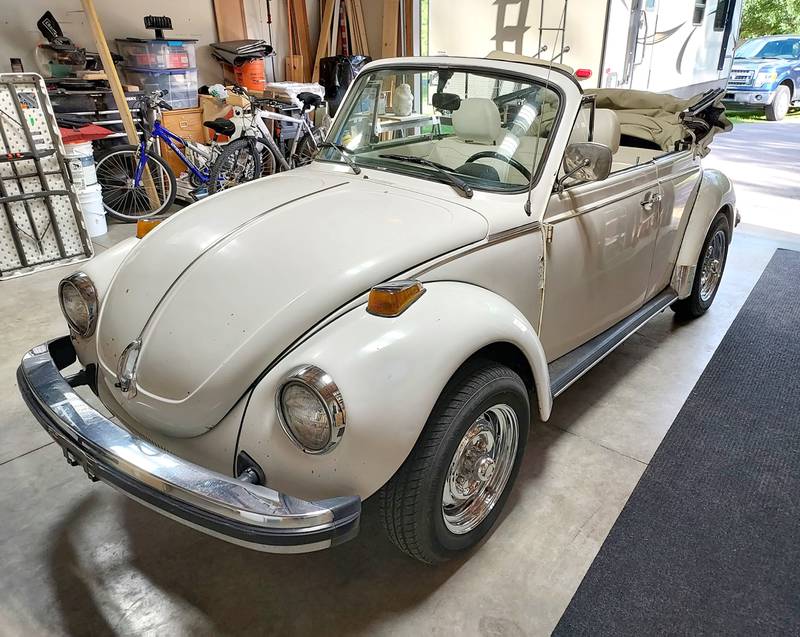 Photos by Rudy Host, Jr. - 1979 Volkswagon Beetle Front