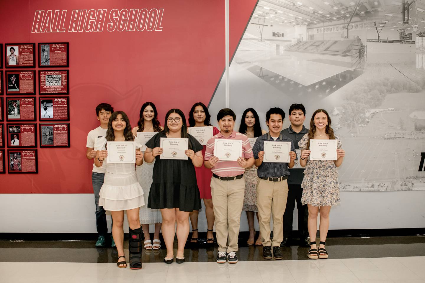 (front) Sandy Payan, Karen Martinez, Yovanni Perez, Michael Zaragoza and Emily Rodriguez. Not pictured is Alondra Sandoval.