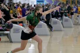Sectional champ La Salle-Peru girls bowling rolls way to state for first time in 46 years