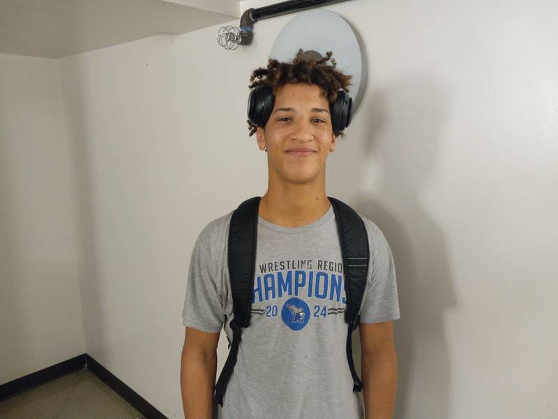 Lincoln-Way East senior Kaidge Richardson